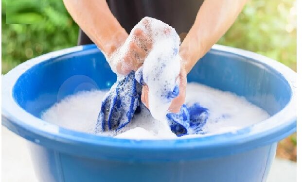 महिला के जुल्म में भी मर्दों को नजर आता है प्यार