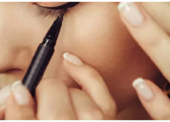 मेकअप नहीं किया तो महिला को नहीं मिली जॉब