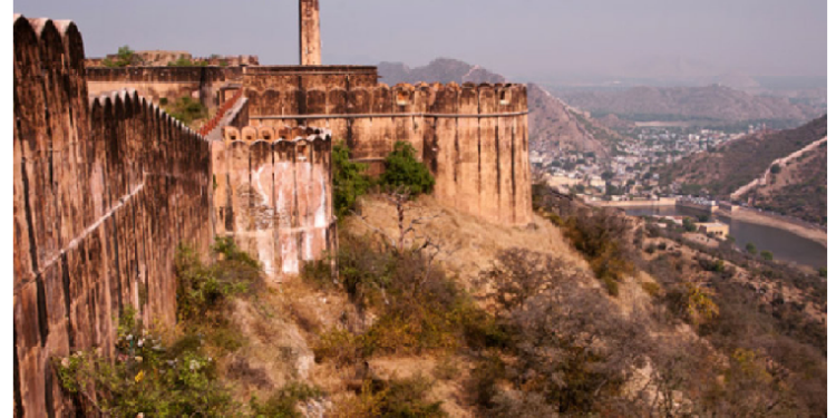 जयगढ़ किले का खजाना….जिसे खोजने इंदिरा ने करवाई पांच माह खुदाई, मिला क्या यह आज भी है रहस्य