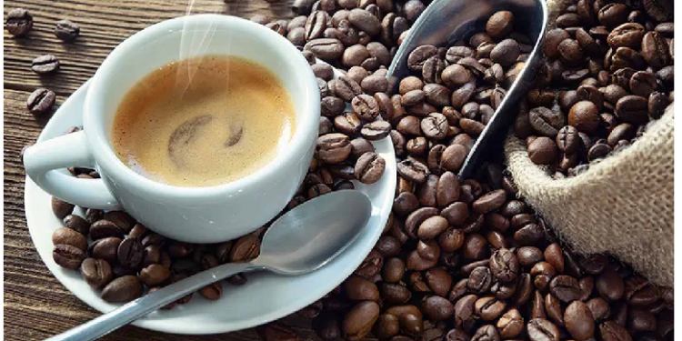 अमेरिकी टीनएजर्स जागने के लिए करते हैं कैफीन का सेवन