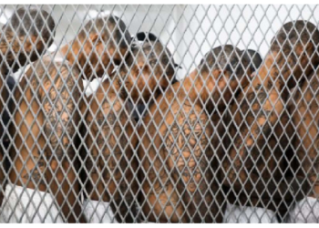 खतरनाक जेल: जहां सूरज की रोशनी भी नसीब नहीं होती, लोहे के बिस्तर पर सोते हैं कैदी