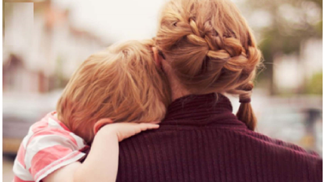 खुद के बच्चे की देखभाल के लिए महिला को मिलते है 58 लाख रुपए