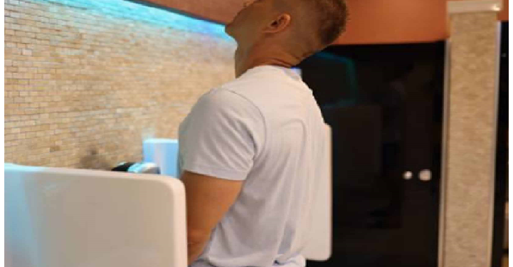 यूरिन को रोकना हो सकता है काफी खतरनाक, जान लेंगे तो कभी नहीं करेंगे ये गलती