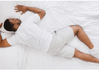 फ्री फॉल पोजीशन में सोने वाले कमाते है ज्यादा पैसा