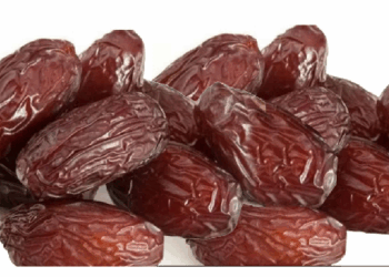 जरूरी पोषक तत्वों से भरपूर होता है खजूर, ऐसे खाने की गलती कभी ना करें