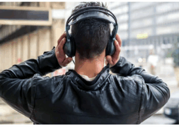 अगले 25 साल में बहरे हो जाएंगे 2.5 अरब लोग, इस वजह से बढ़ रही कान की समस्या