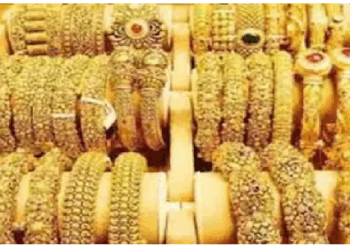 सोना धारण करने से होता है गुरु मजबूत, जानिए कौन पहन सकते हैं सोना