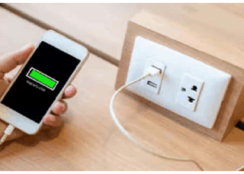 बैटरी के 80 से 85 प्रतिशत तक पहुंचते ही हटा देना चाहिए चार्जर