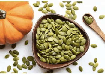 कद्दू के बीज इम्यूनिटी को मजबूत बनाने में काफी असरदार
