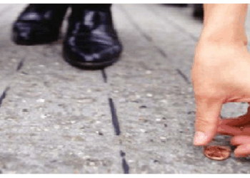 सड़क पर मिली हुई ये चीजें देती हैं जीवन में बदलाव के संकेत