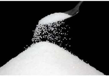 ज्यादा चीनी का सेवन बढाती है कई बीमारियों का जोखिम
