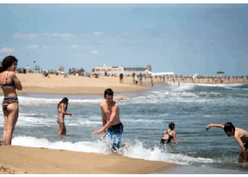 न्यूयॉर्क के करीब है एक ऐसा ‘सीक्रेट’ बीच जहां कपड़े पहनना जरुरी नहीं