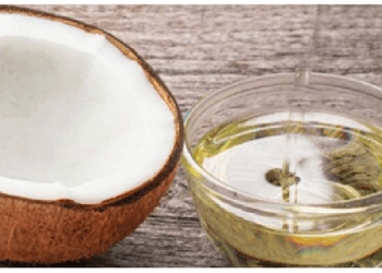 नारियल का तेल जुओं को खत्म करने में उपयोगी