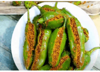 ब्रेकफास्ट में स्पाईसी या बहुत मीर्च वाली वाली चीजें ना खायें