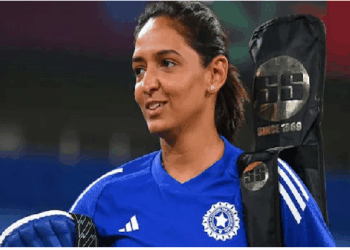 कमाई के मामले में भी अव्वल है हरमनप्रीत