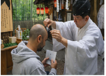 जापान का ये अनोखा मंदिर…..जहां बालों की सेहत के लिए प्रार्थना की जाती