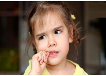 बच्चों के लिए नुकसानदेह है नाखून चबाने की आदत