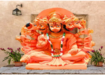 हनुमान जी की तस्वीर पवित्र स्थान पर लगाना शुभ रहता है, जानिए कौन से स्थान हैं पवित्र