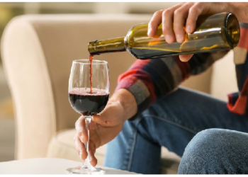 शराब का गलत तरीके से सेवन दे सकता है बीमारियों को जन्म