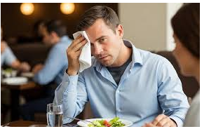 भोजन के तुरंत बाद आ रहा हो पसीना, तो हो सकता है ये कारण